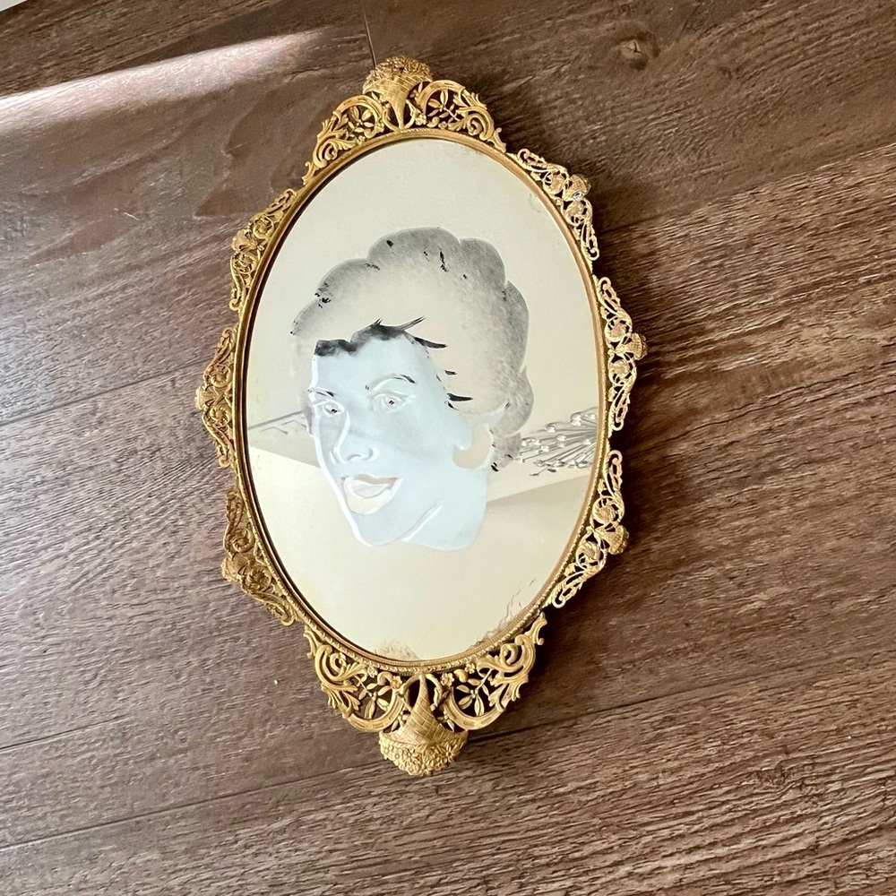 Elegant Gold Oval  Mirror 9/14 inch